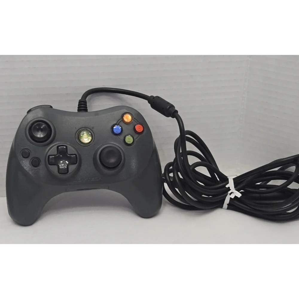 Lot Of 2 Microsoft‎ Xbox Controllers Wireless Winter Forces / Joytech Neo Wired